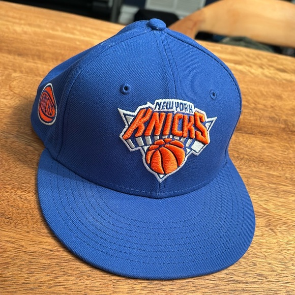 Knicks custom fit baseball cap - Picture 1 of 8